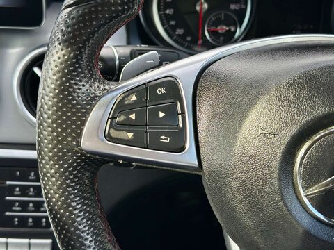 Mercedes-Benz GLA 2.1 GLA 220 AMG Line Premium+ D 4Matic Auto 4WD 5dr 17
