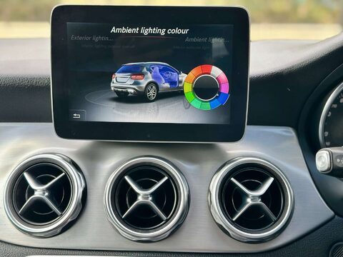 Mercedes-Benz GLA 2.1 GLA 220 AMG Line Premium+ D 4Matic Auto 4WD 5dr 13