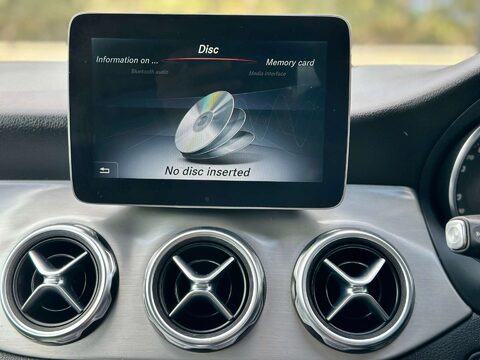 Mercedes-Benz GLA 2.1 GLA 220 AMG Line Premium+ D 4Matic Auto 4WD 5dr 55