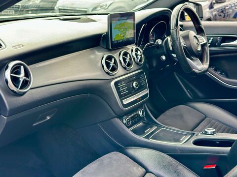 Mercedes-Benz GLA 2.1 GLA 220 AMG Line Premium+ D 4Matic Auto 4WD 5dr 42