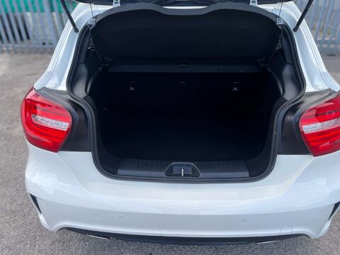 Mercedes-Benz A Class 2.1 A200 AMG Night Edition CDi Auto 5dr 39