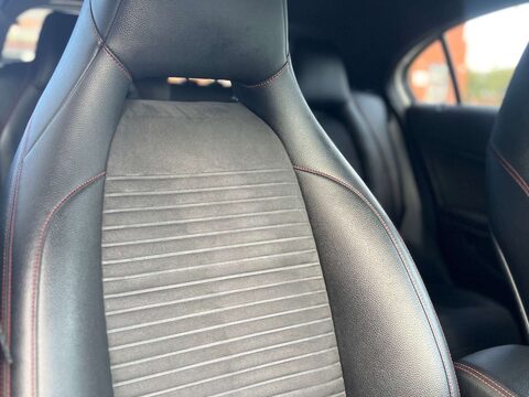Mercedes-Benz A Class 2.1 A200 AMG Night Edition CDi Auto 5dr 23