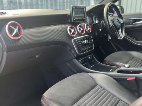 Mercedes-Benz A Class 2.1 A200 AMG Night Edition CDi Auto 5dr 25