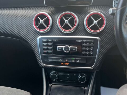 Mercedes-Benz A Class 2.1 A200 AMG Night Edition CDi Auto 5dr 46