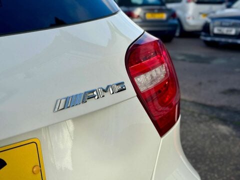 Mercedes-Benz A Class 2.1 A200 AMG Night Edition CDi Auto 5dr 35