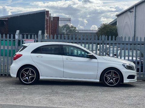 Mercedes-Benz A Class 2.1 A200 AMG Night Edition CDi Auto 5dr 17