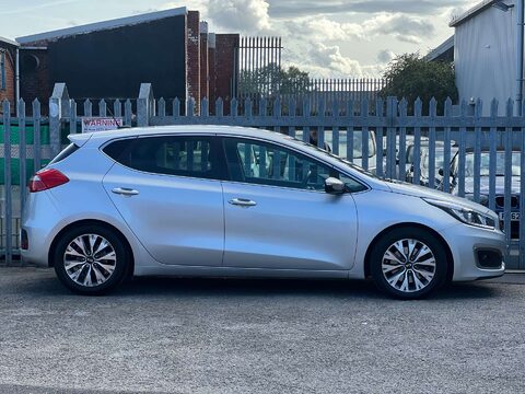 Kia Ceed 1.6 Ceed 3 ISG CRDi 5dr 19
