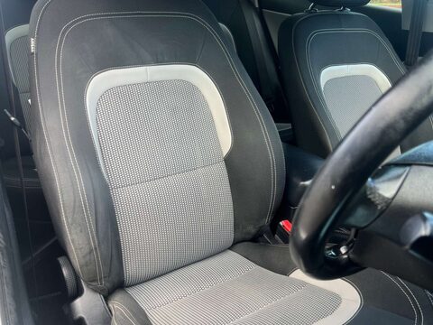 Kia Ceed 1.6 Ceed 3 ISG CRDi 5dr 3