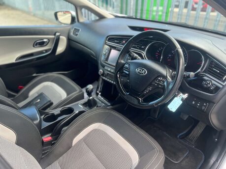 Kia Ceed 1.6 Ceed 3 ISG CRDi 5dr 1
