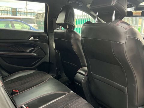 Peugeot 308 1.6 308 GT Line HDi S/S 5dr 24