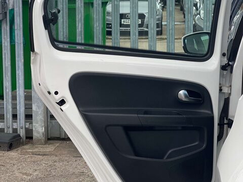 SEAT Mii 1.0 Mii I-Tech 5dr 33