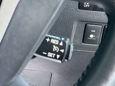 Toyota Vellfire 2.4+GOLDEN EYES+GRADE 4B+FRESH IMPORT+ 48