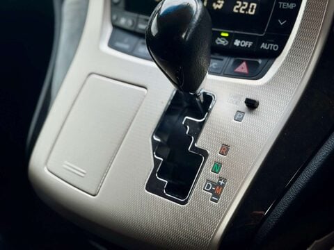 Toyota Vellfire 2.4+GOLDEN EYES+GRADE 4B+FRESH IMPORT+ 56