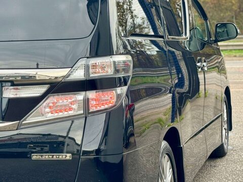 Toyota Vellfire 2.4+GOLDEN EYES+GRADE 4B+FRESH IMPORT+ 40