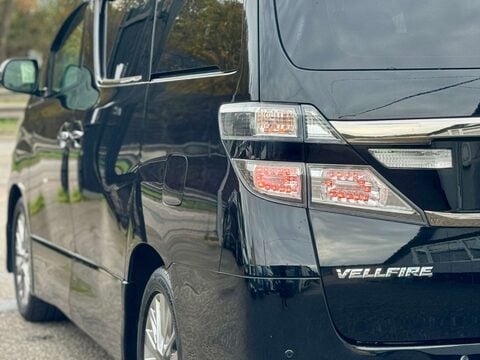 Toyota Vellfire 2.4+GOLDEN EYES+GRADE 4B+FRESH IMPORT+ 44