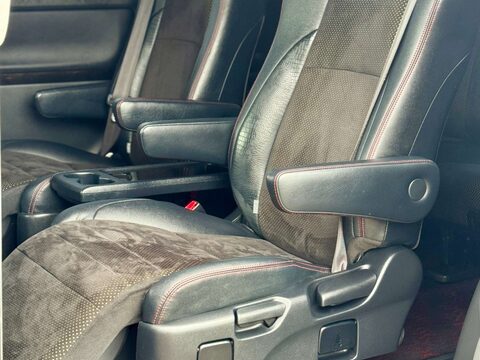 Toyota Vellfire 2.4+GOLDEN EYES+GRADE 4B+FRESH IMPORT+ 67