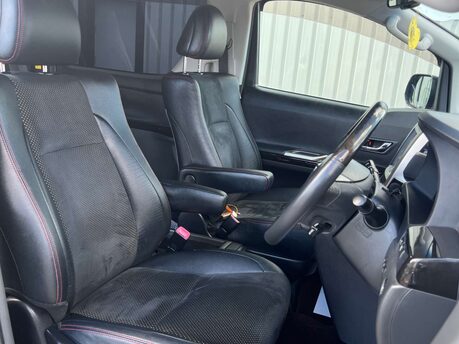 Toyota Vellfire 2.4+GOLDEN EYES+GRADE 4B+FRESH IMPORT+ 1