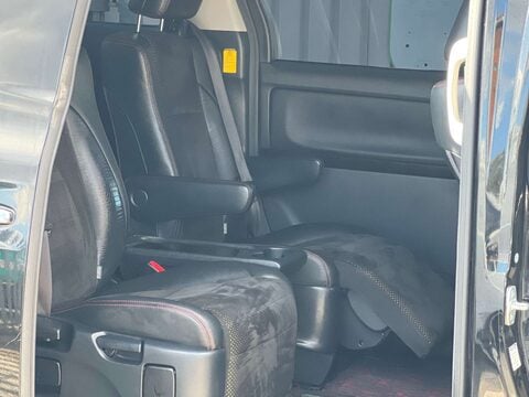 Toyota Vellfire 2.4+GOLDEN EYES+GRADE 4B+FRESH IMPORT+ 38