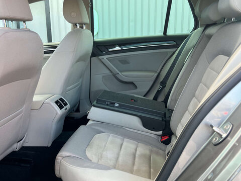 Volkswagen Golf 2.0 Golf GT BlueMotion Technology TDI 5dr 31