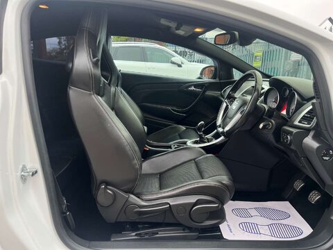Vauxhall Astra 2.0 Astra VXR 3dr 15