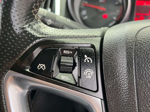 Vauxhall Astra 2.0 Astra VXR 3dr 39