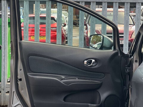 Nissan Note 1.2 Note Acenta Premium 5dr 34