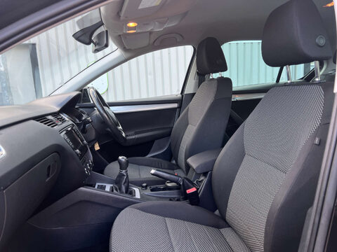 Skoda Octavia 2.0 Octavia Black Edition TDI CR 5dr 19