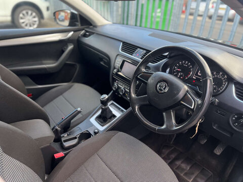 Skoda Octavia 2.0 Octavia Black Edition TDI CR 5dr 2