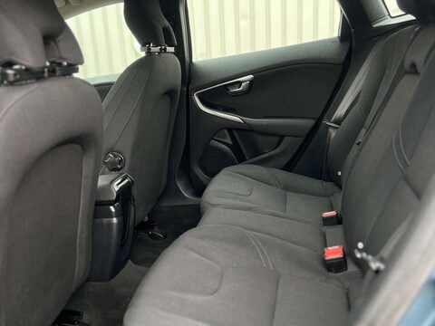 Volvo V40 1.6 V40 ES D2 5dr 25