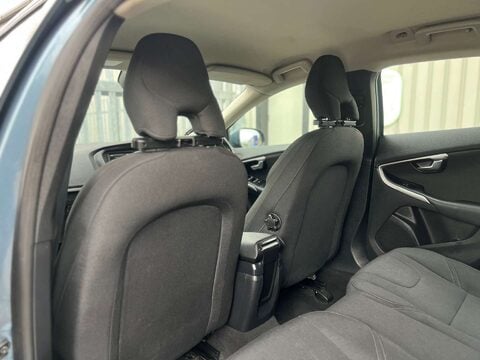 Volvo V40 1.6 V40 ES D2 5dr 27