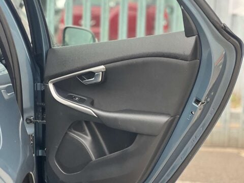Volvo V40 1.6 V40 ES D2 5dr 45