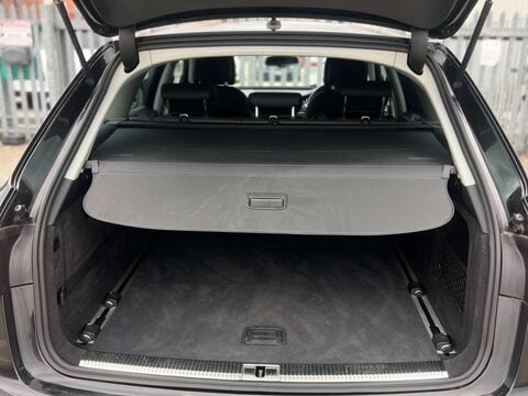 Audi A6 Allroad 3.0 TFSI V6 Estate 5dr Petrol S Tronic quattro Euro 5 (s/s) (310 ps) 41