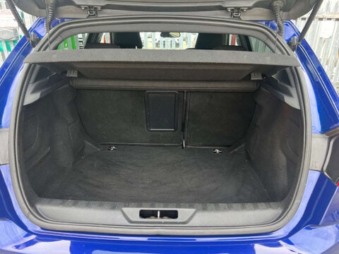 Peugeot 308 1.6 308 GT Line HDi Blue S/S 5dr 20