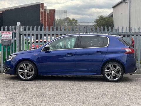 Peugeot 308 1.6 308 GT Line HDi Blue S/S 5dr 8