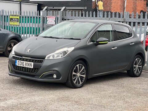 Peugeot 208 1.6 208 Allure HDi Blue S/S 5dr 4