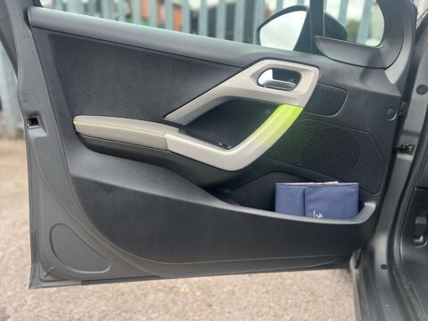 Peugeot 208 1.6 208 Allure HDi Blue S/S 5dr 41