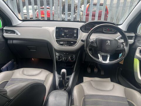 Peugeot 208 1.6 208 Allure HDi Blue S/S 5dr 37