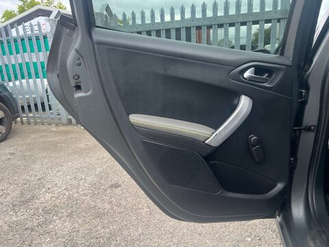 Peugeot 208 1.6 208 Allure HDi Blue S/S 5dr 45