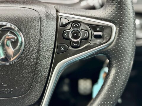 Vauxhall Insignia 1.4 Insignia SRi Nav S/S 5dr 18