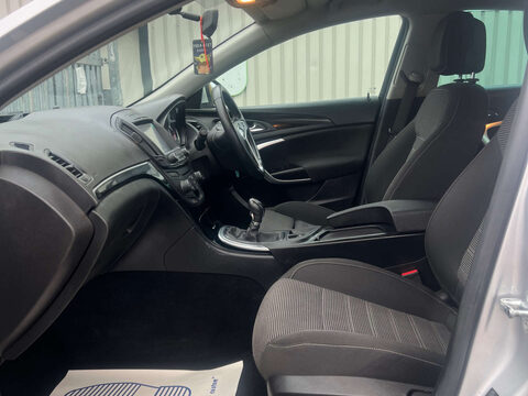 Vauxhall Insignia 1.4 Insignia SRi Nav S/S 5dr 15