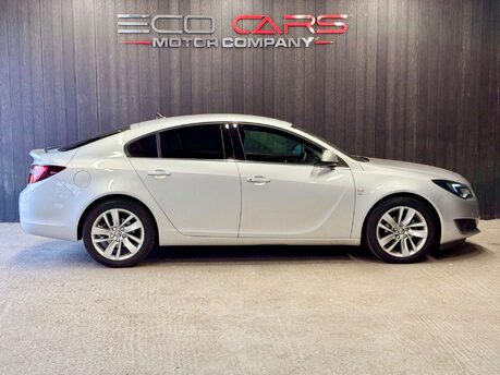 Vauxhall Insignia 1.4 Insignia SRi Nav S/S 5dr 4