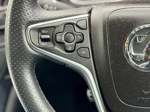 Vauxhall Insignia 1.4 Insignia SRi Nav S/S 5dr 17