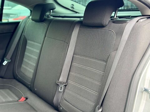 Vauxhall Insignia 1.4 Insignia SRi Nav S/S 5dr 23