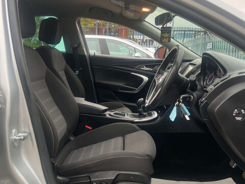 Vauxhall Insignia 1.4 Insignia SRi Nav S/S 5dr 12