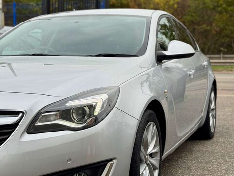 Vauxhall Insignia 1.4 Insignia SRi Nav S/S 5dr 32