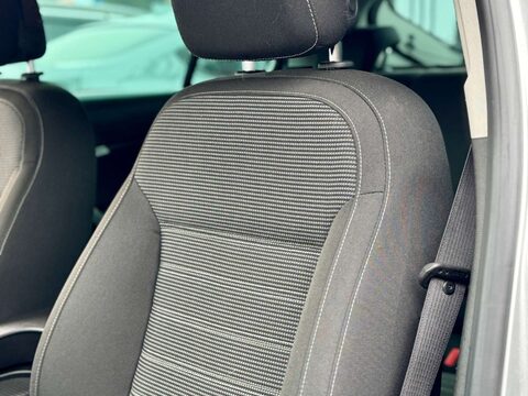 Vauxhall Insignia 1.4 Insignia SRi Nav S/S 5dr 10