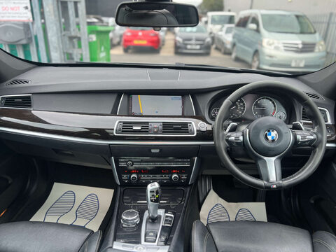 BMW 5 Series 2.0 520d M Sport Auto 5dr 3