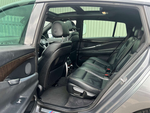 BMW 5 Series 2.0 520d M Sport Auto 5dr 31