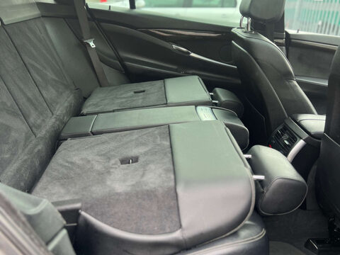BMW 5 Series 2.0 520d M Sport Auto 5dr 25