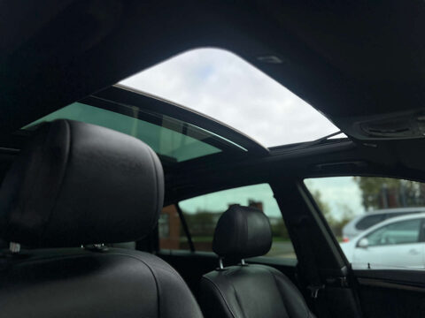 BMW 5 Series 2.0 520d M Sport Auto 5dr 35